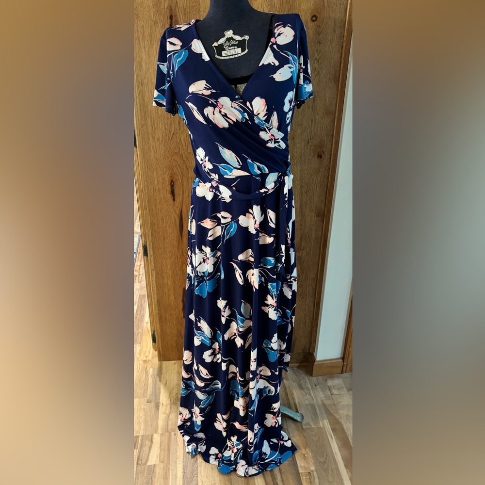 Floral Wrap Dress in Navy Blue